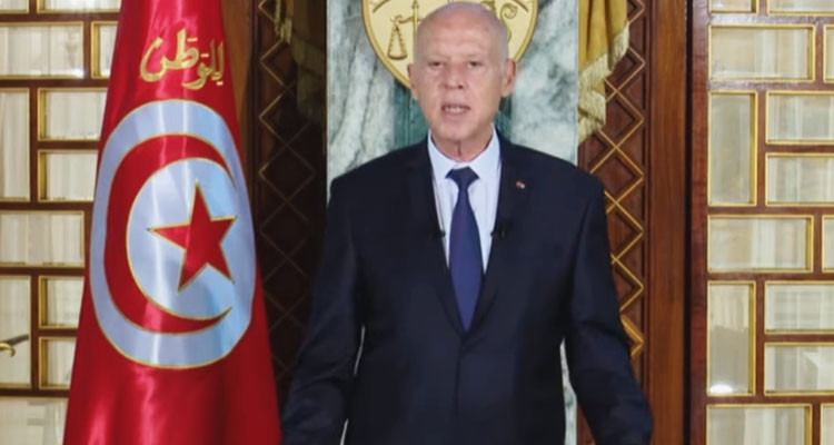 Tunisian President ends duties of Transport and Cultural Affairs Ministers