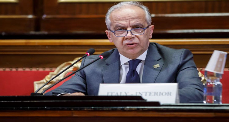 Italian Interior Minister: We will not establish hotspots for receiving migrants in Tunisia