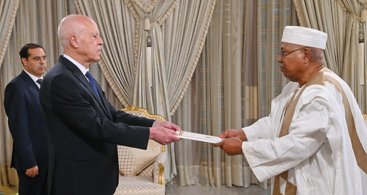 Tunisian President Receives Credentials of Five New Ambassadors