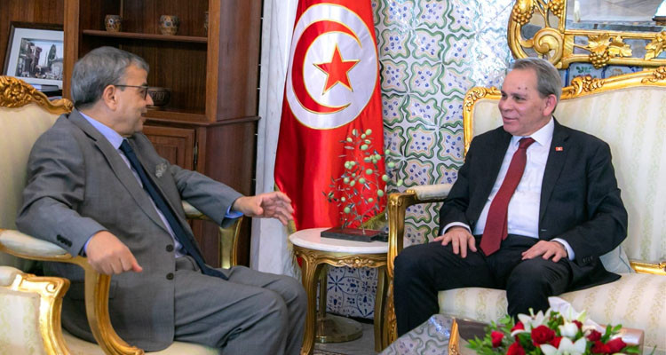 Discussing Banking Sector between the Head of Government and the Central Bank Governor