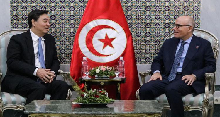 Tunisian FM Meets with China's Special Envoy for the Middle East