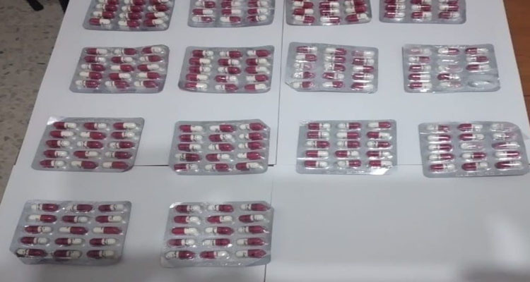 قلعة سنان - تاجروين: إيقاف شخص متورط في ترويج المخدرات وحجز أقراص مخدرة