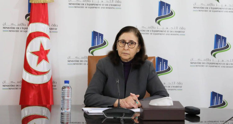 وزيرة التجهيز تشدّد على ضرورة احترام الآجال التعاقدية لتنفيذ المشاريع