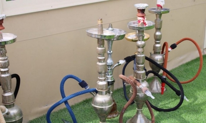 وزير الداخلية الليبي يأمر: الغلق الفوري لأي مقهى يقدم الشيشة لرواده