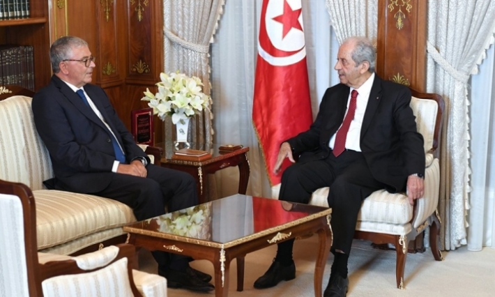 مستجدات الوضع العام الأمني والعسكري بالبلاد وتأمين المسار الانتخابي محور لقاء الناصر بالزبيدي