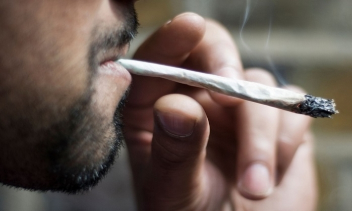 إلقاء القبض على عدد هام من مروجي المخدرات بولايتي بنزرت والقصرين  