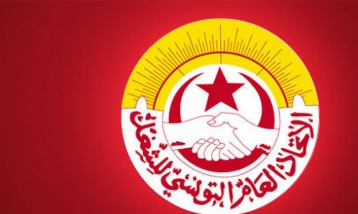 المتقاعدون يحتجون أمام مقر رئاسة الحكومة