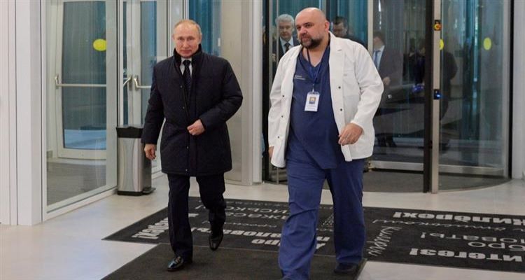 ٍدينيس بروتسنكو رئيس أطباء مستشفى موسكو الرئيسي لمعالجة المصابين بفيروس كورونا