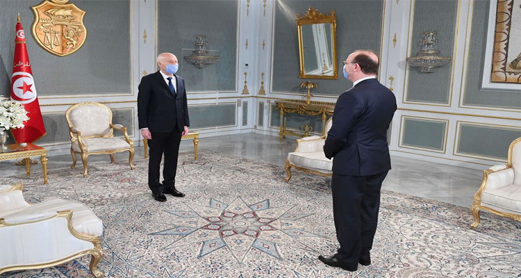 لقاء بين قيس سعيد والياس الفخفاخ