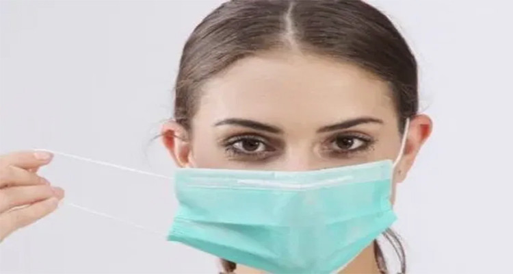 ارتداء الكمامات الطبية في المغرب