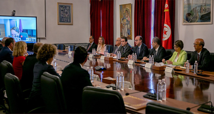 اجتماع رفيع المستوى بين رئيس الحكومة والشركاء الاقتصاديين لتونس 