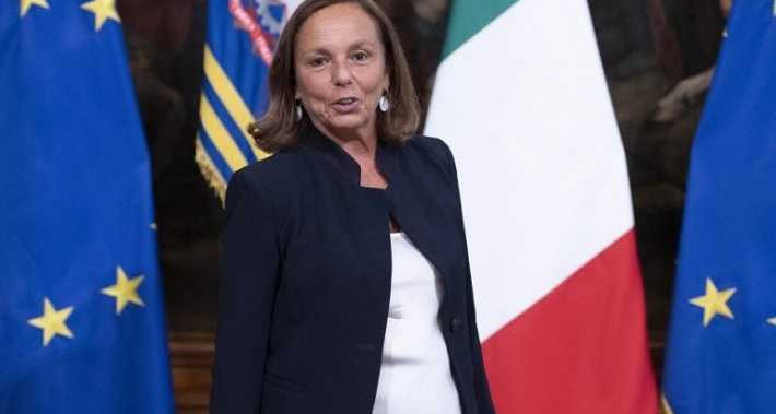 بسبب الهجرة الغير شرعية...غدا وزيرة الداخلية الايطالية في زيارة رسمية لتونس رفقة وزيرالخارجية