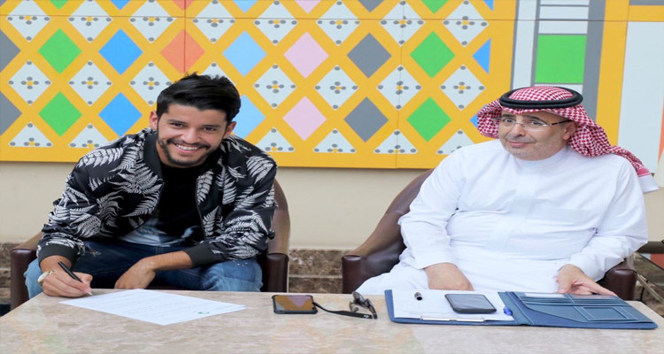 سعد بقير:إدارة أبها السعودي جددت عقدي ضمانا لحقوق فريقها  (فيديو) 