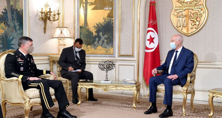 سعيّد يستقبل قائد القيادة العسكرية الأمريكية في إفريقيا