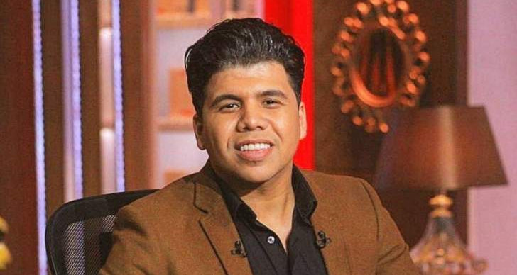 السبب حفل في تونس...هاني شاكر يلغي عضوية عمر كمال