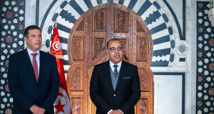 رئيس الحكومة يشرف على حفل تنصيب معز لدين الله المقدم مديرا لديوانه (صور)