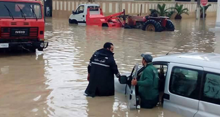 ديوان الحماية المدنية يدعو المواطنين إلى الحذر على إثر التقلبات المناخية