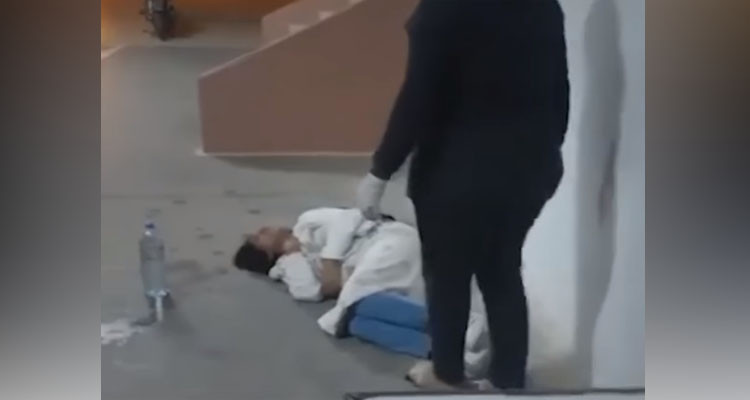 تلميذة مرمية أمام مبيت في نصر الله