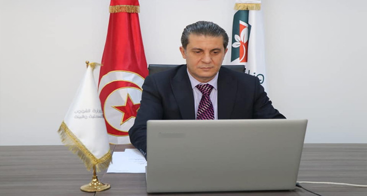 قاضي التحقيق يصدر بطاقة إيداع بالسجن في حق وزير البيئة المقال مصطفى العروي