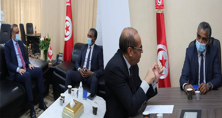 وزير الرياضة كمال دقيش توفيق المكشر وديع الجريء