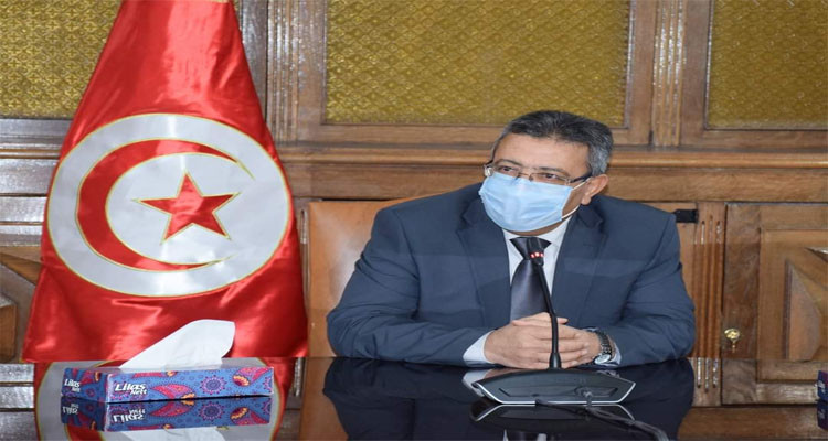 كمال الدوخ