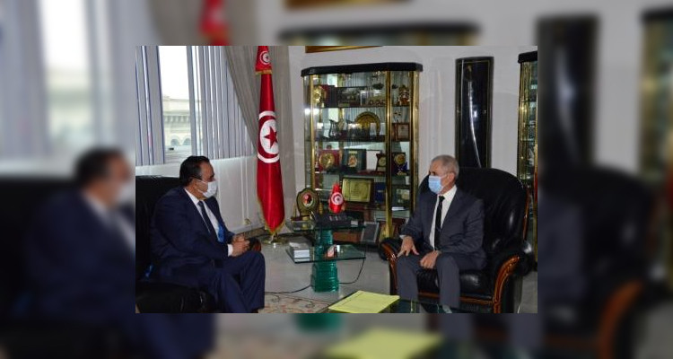 وزير الدفاع الوطني يستقبل السفير القطري بتونس 