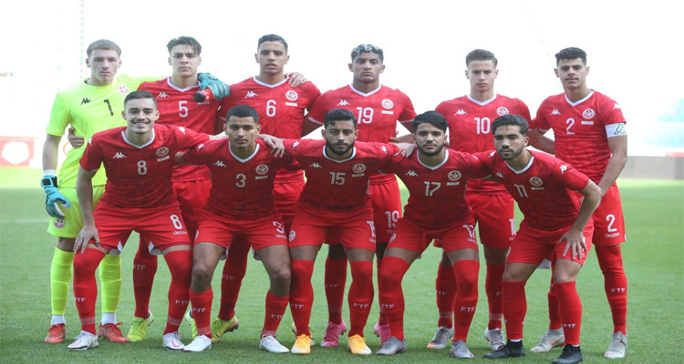 منتخب الأواسط ينتصر جزائيا على نظيره المصري 