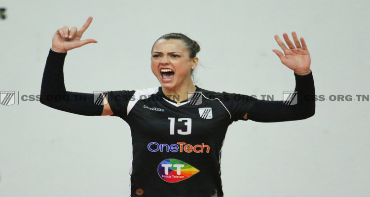 كارولين بيروتو لاعبة النادي الصفاقسي في الكرة الطائرة