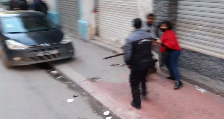 تظاهر الأمن شارع الحبيب بورقيبة
