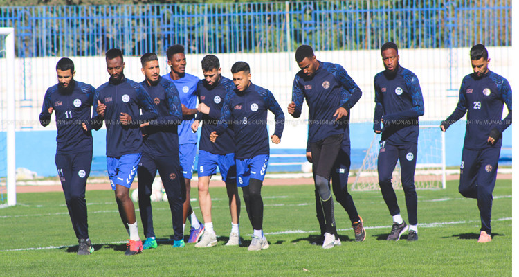الاتحاد المنستيري الرجاء البيضاوي التشكيلة الأساسية