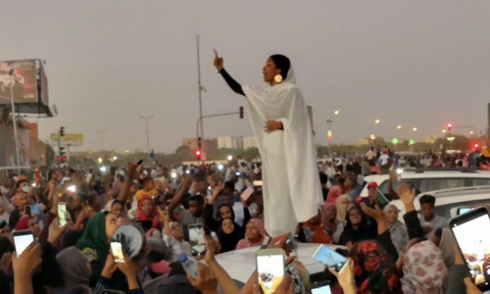 تونس تعبر عن أملها في تحقيق انتقال سلمي للحكم يلبي تطلعات الشعب السوداني المشروعة إلى الحرية والديمقراطية والتنمية