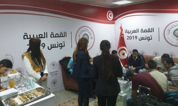 نقابة الصحفيين تستنكر حرمان بعض الصحفيين من بطاقة الاعتماد الخاصة بتغطية أشغال القمة العربية