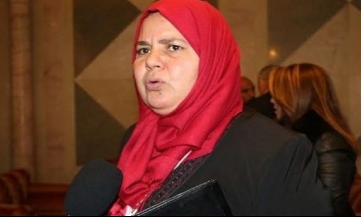 الناطق باسم الداخلية يروي تفاصيل الكشف عن مخطط لاستهداف مباركة عواينية أرملة الشهيد البراهمي