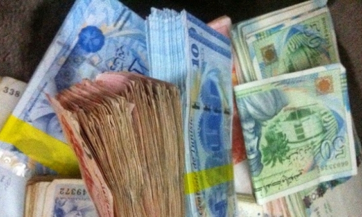 نصيب كل تونسي من ديون الدولة سيرتفع إلى 8 آلاف دينار سنة 2020