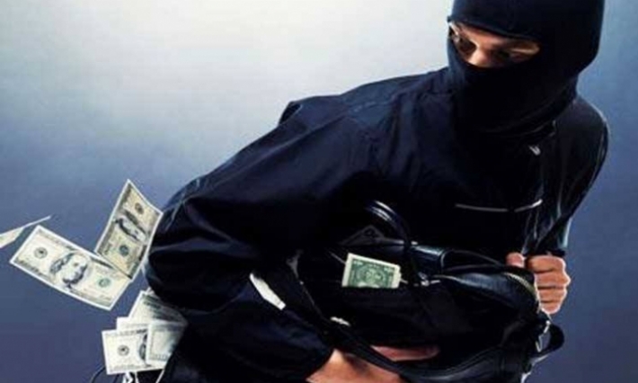 السطو على فرع بنكي في بن عروس وسرقة أموال من داخله