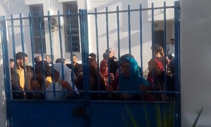 تشريعية 2019-منوبة: القائمة المستقلة اتحاد القوى الشبابية تنفذ وقفة احتجاجية للمطالبة بالتثبت من النتائج