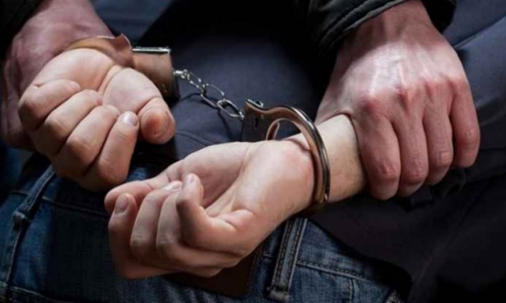 حيدرة -القصرين: القبض على إرهابي وحجز سلاح كلاشينكوف