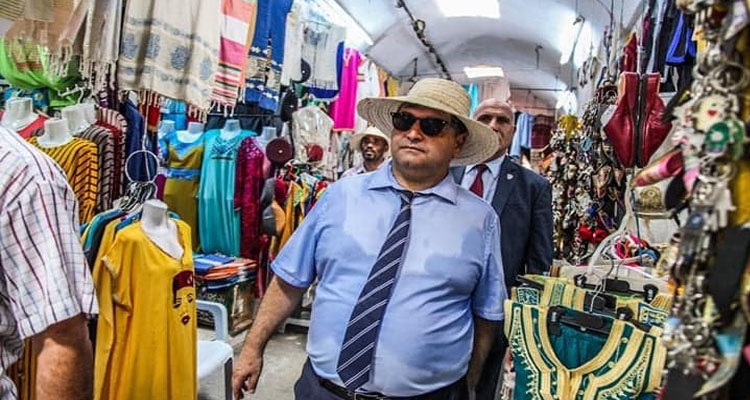 حقيقة الحالة الصحية لوزير السياحة السابق روني الطرابلسي