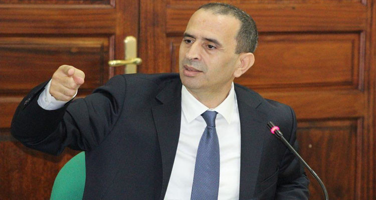 النائب ماهر مذيوب يدعو إلى إجلاء كافة التونسيين العالقين بالخارج
