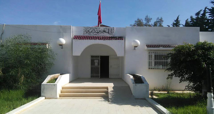 وزير الداخلية يعفي 4 معتمدين من مهامهم 