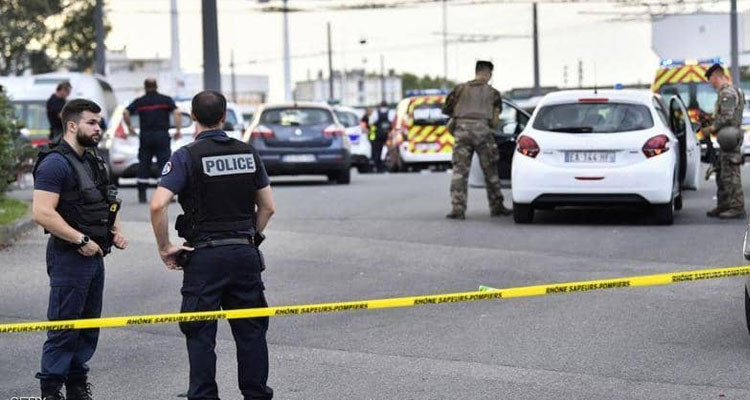 عملية طعن في فرنسا