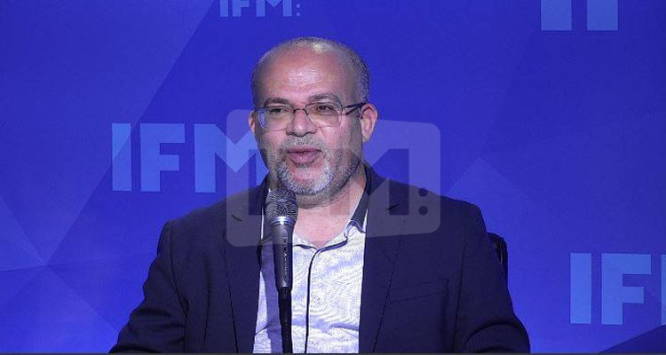 سمير ديلو: يبدو أن عبير موسي ماكانتش صاحية وقتلي لوجت في موقع التهضة 