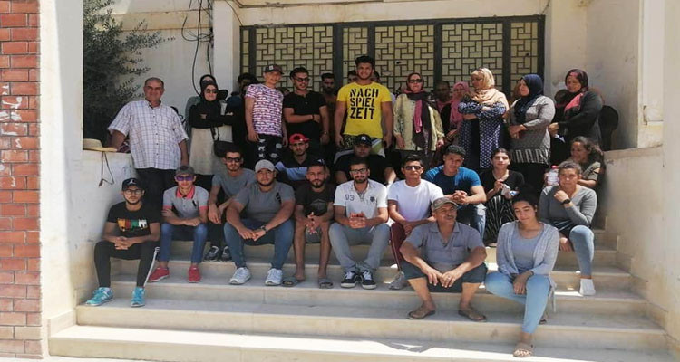 جندوبة: أولياء تلاميذ حرموا من اجتياز الباكالوريا لمدة عام يحتجّون
