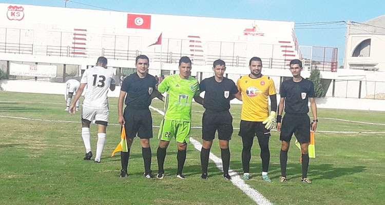 النجم الساحلي يتعادل وديا مع هلال الشابة 2-2
