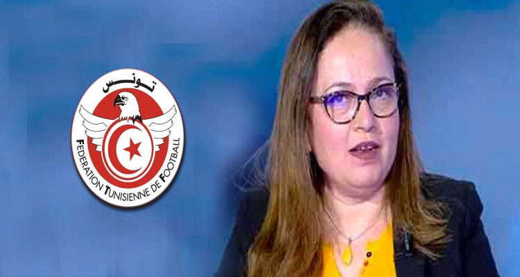 الدكتورة نصاف بن علية تعطي ضربة بداية كأس السوبر
