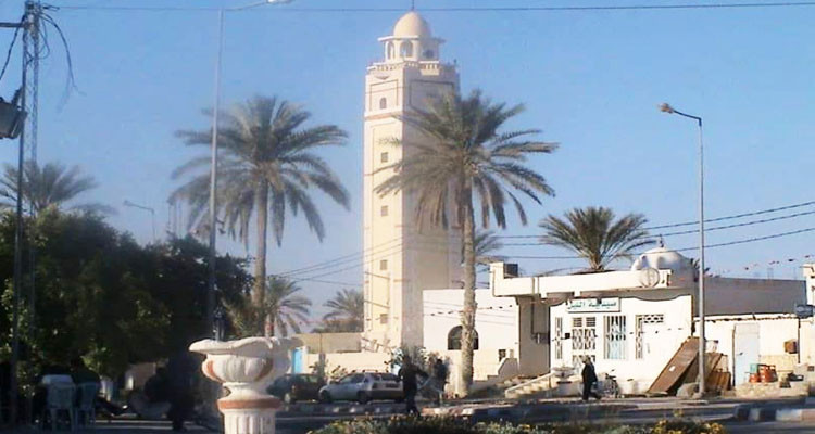 التعليق الوقتي لصلاة الجمعة بكل من جمنة وبشلي من معتمدية قبلي الجنوبية