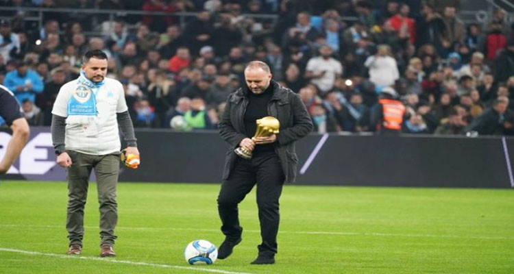 إصابة مدرب المنتخب الجزائري جمال بلماضي بفيروس كورونا