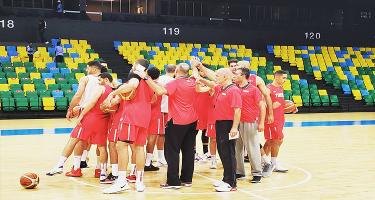 منتخب كرة السلة يواصل تحضيراته في كيغالي ويلاقي غدا منتخب مالي وديا