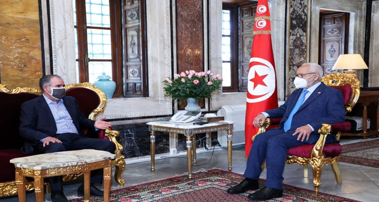الغنوشي يؤكد خلال لقائه الطبوبي دعمه لمبادرة الاتحاد لإجراء حوار وطني
