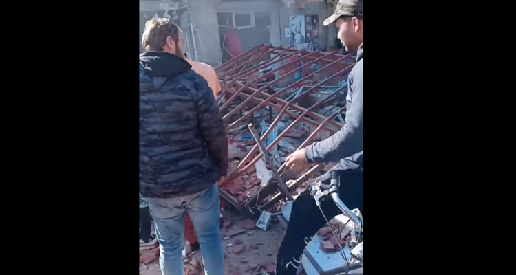 القيروان: انفجار قارورة غاز بمطعم يتسبب في إصابة شخص وتضرر عدد من المحلات 